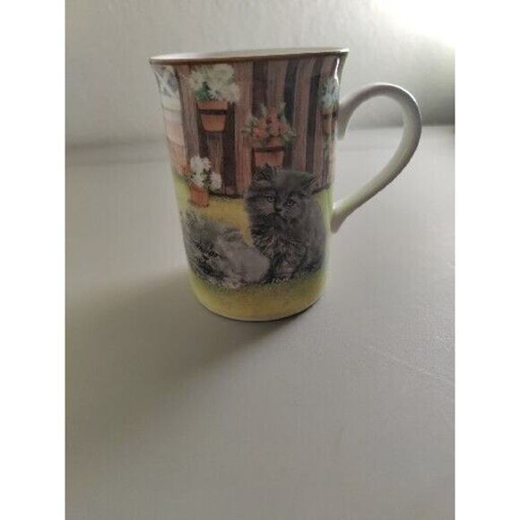 Kittens Cats Coffee Mug Cup Royal Bone China Ceramic Thailand Vintage 8oz. - Picture 3 of 14